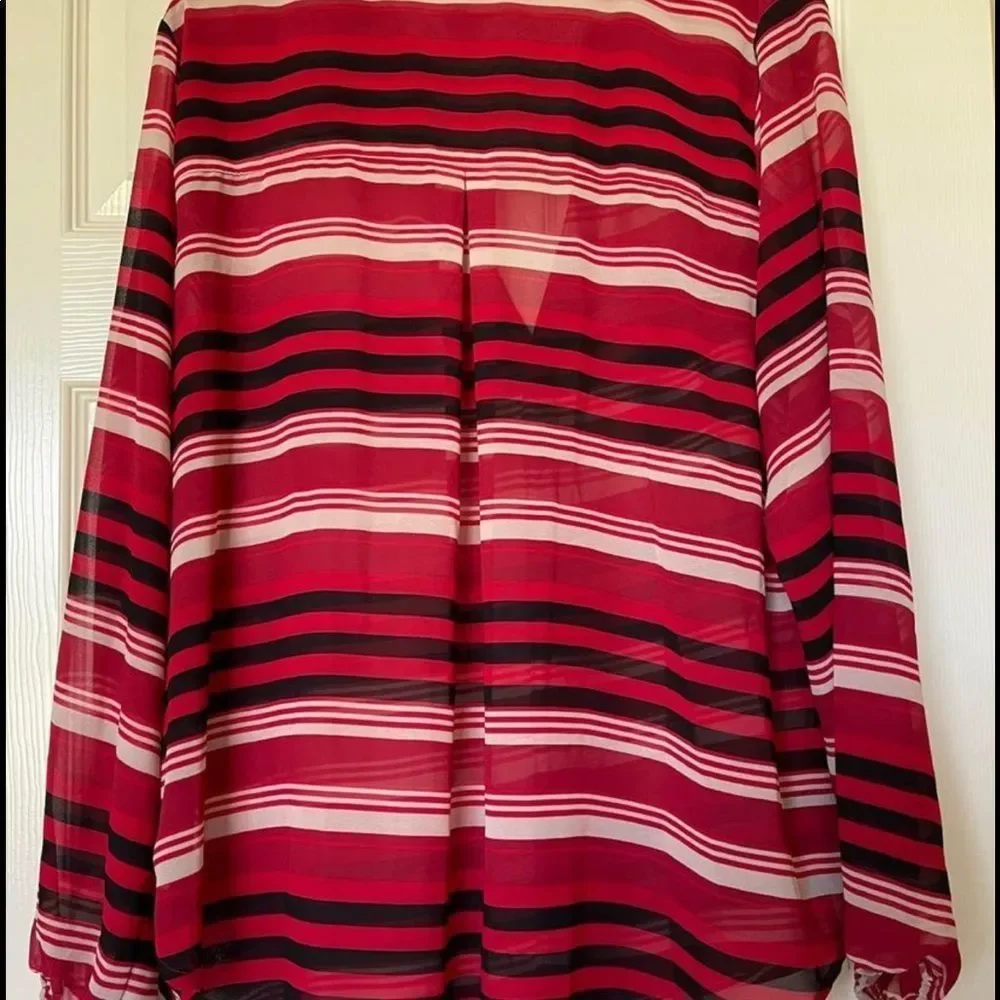 Torrid   - Picture 5 of 6